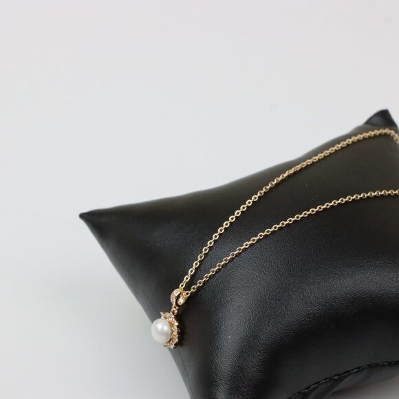 Elegant Rose Gold Chain Necklace with Pearl Pendant, XPNL0258 - Picture 5 of 13